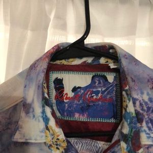 Men’s Robert Graham size S Classic Fit